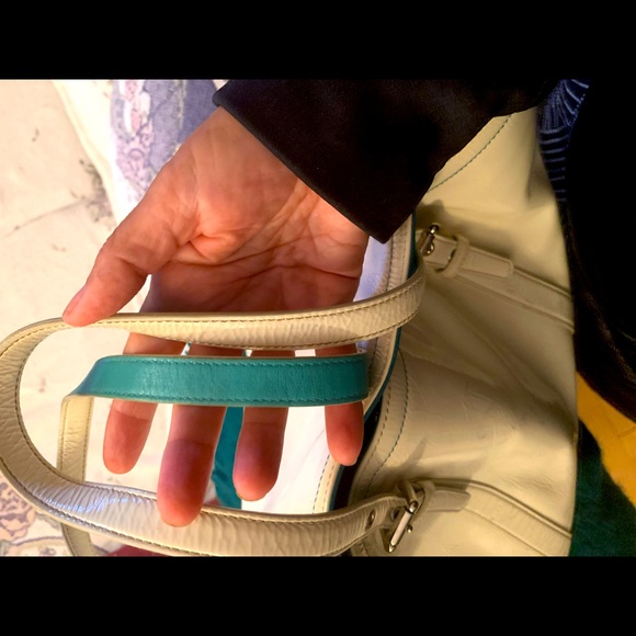 Coach purse - Picture 4 of 15